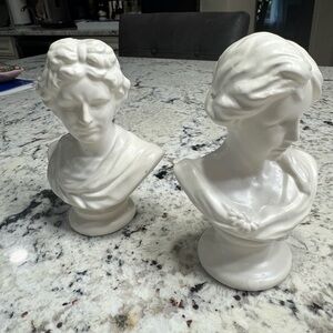 Bust statue / garden / home / home accents / renaissance / decor